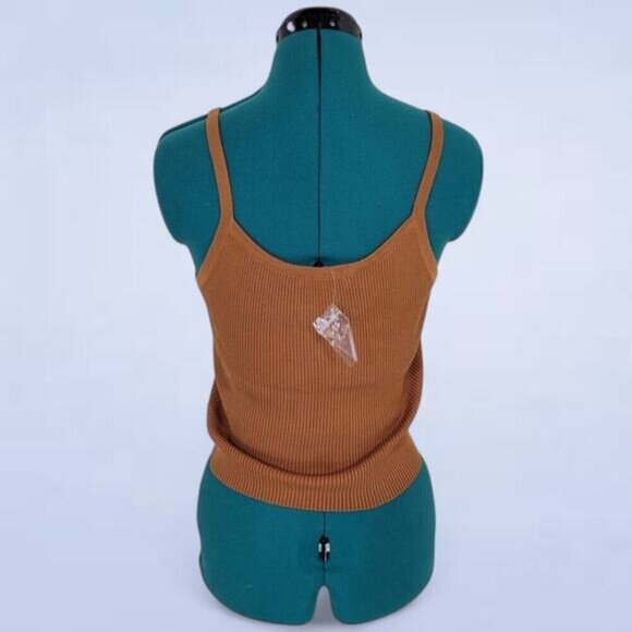 Mine Ribbed Cardigan and Tank Ari Set in Copper - Size‎ Large - Picture 6 of 11